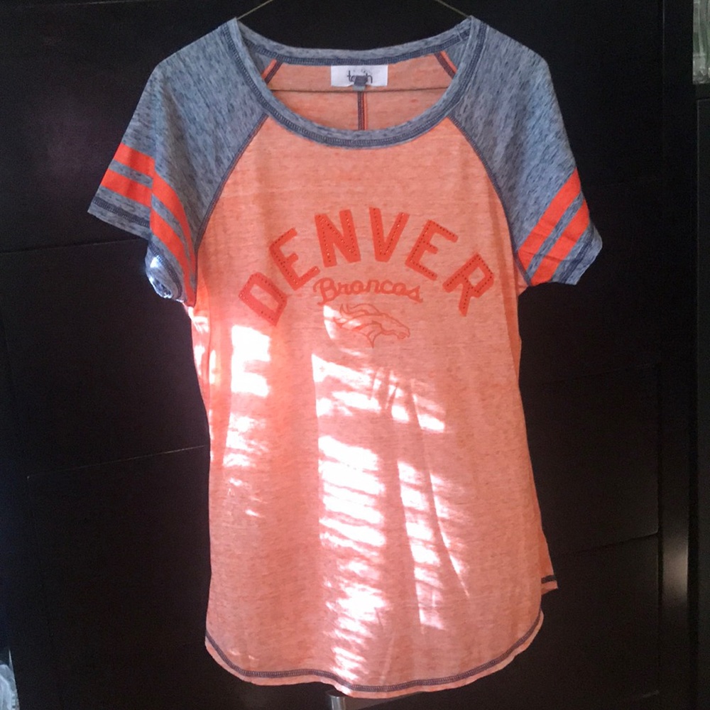 Women’s Denver Broncos NFL tee